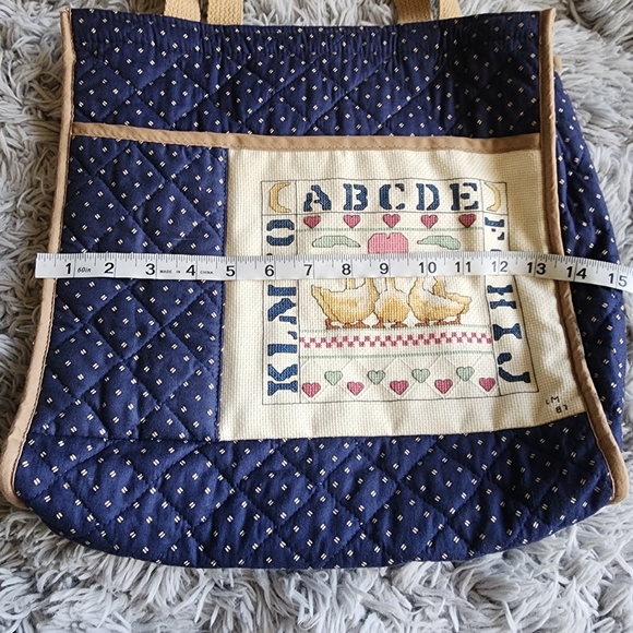 Navy and Tan Quilted Vintage  Tote Bag‎ Made In The USA - Picture 8 of 11